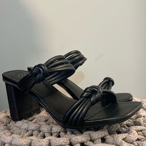 Like New Trendy A New Day Black Sandal Heels